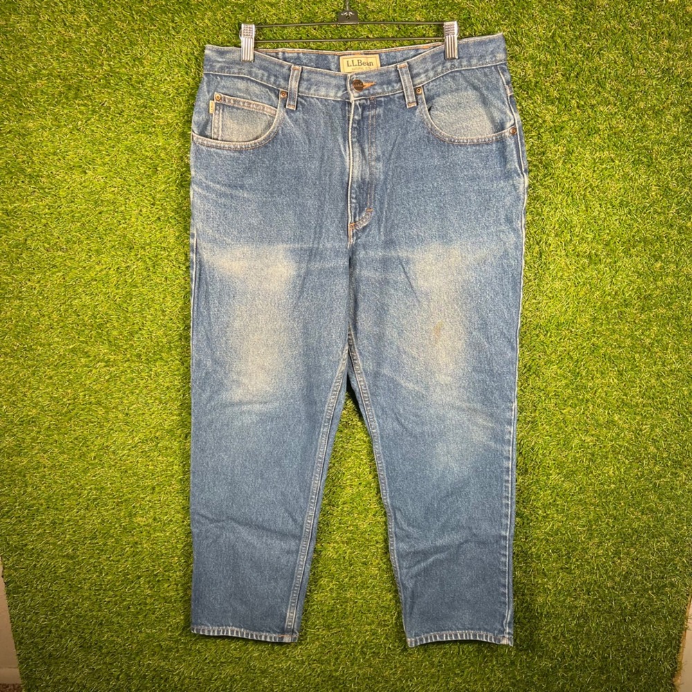 LL Bean Natural Fit Mens Blue Denim Jeans 34x29 Cotton Classic 104731